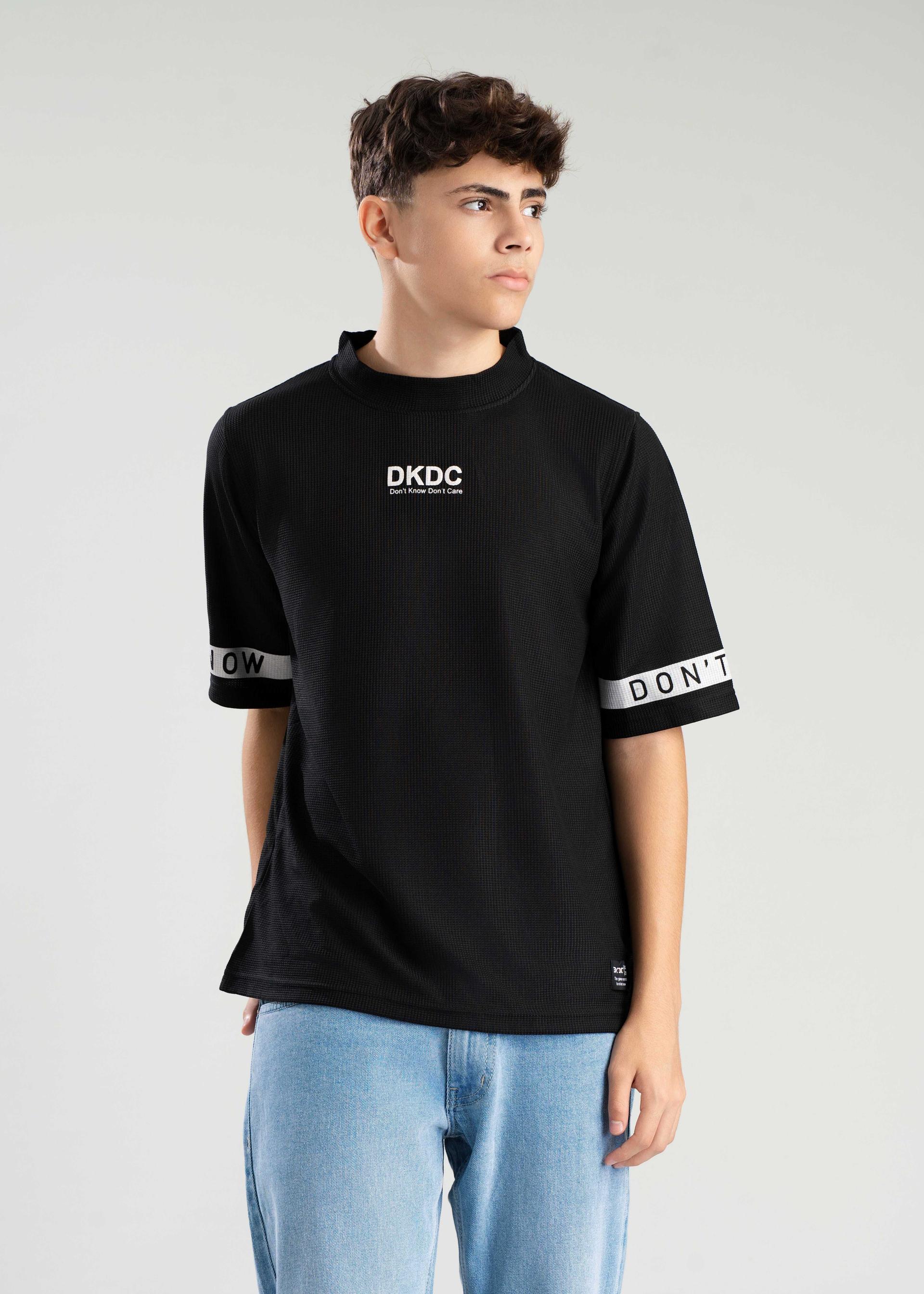 -dkdc-black-mock-neck-tee