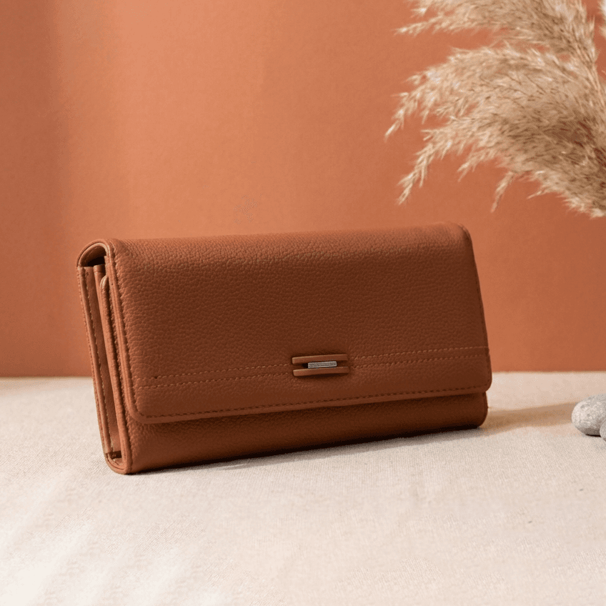 brown-leather-flap-wallet
