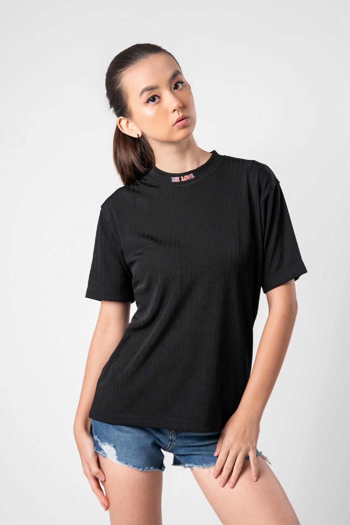 women-round-neck-short-sleeve-top