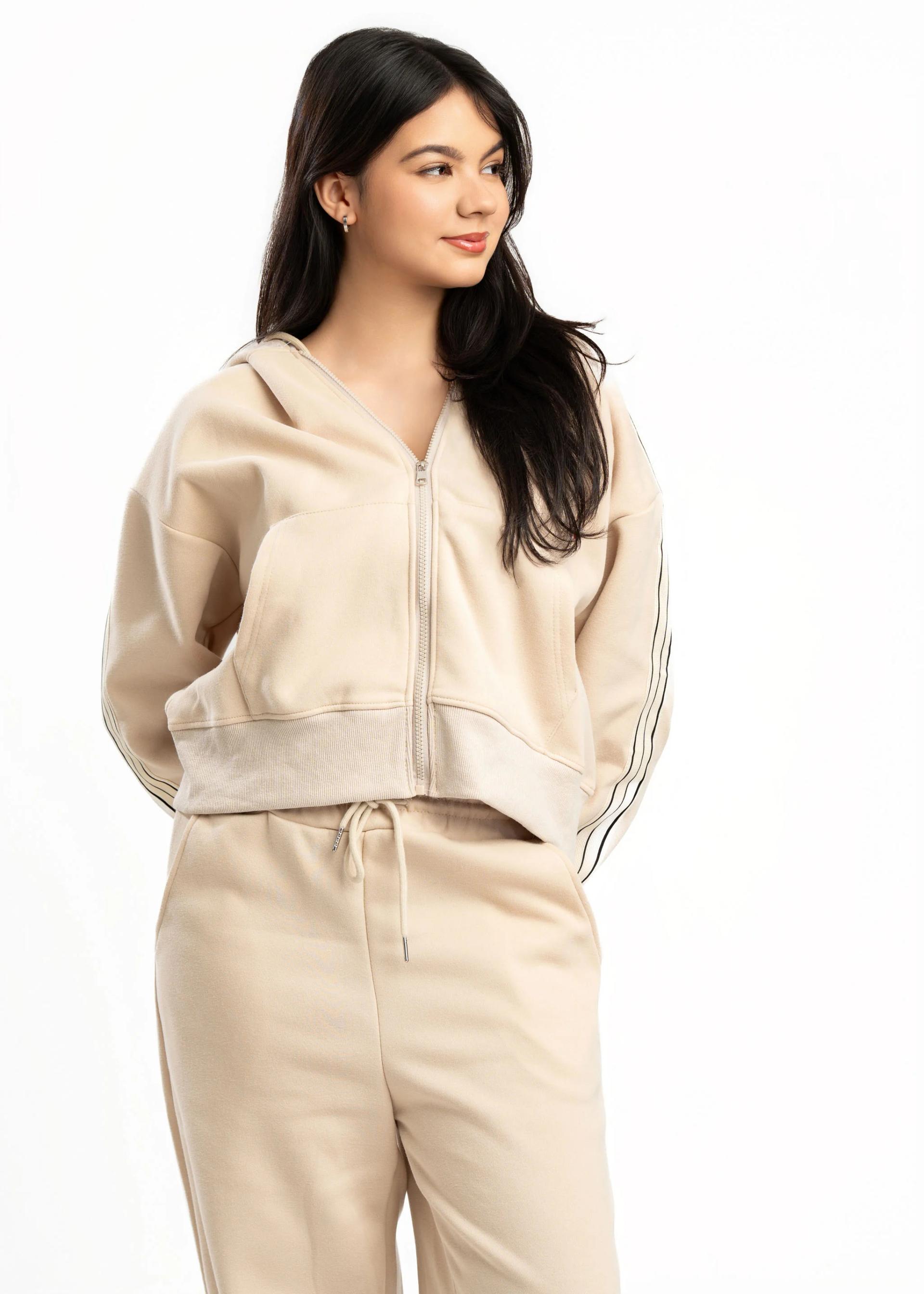 beige-zipup-cropped-hoodie