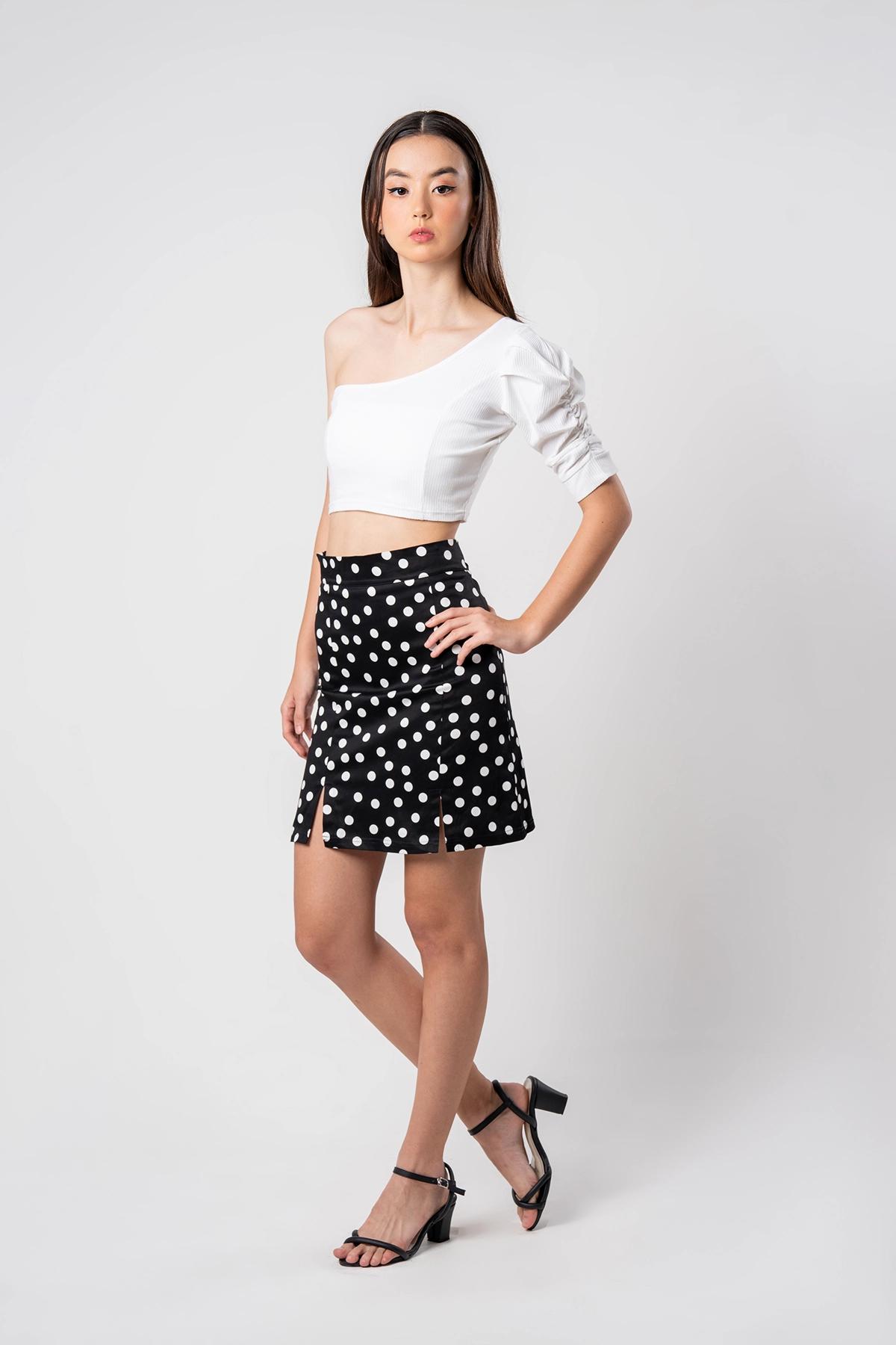 polka-dot-double-side-split-mini-skirt