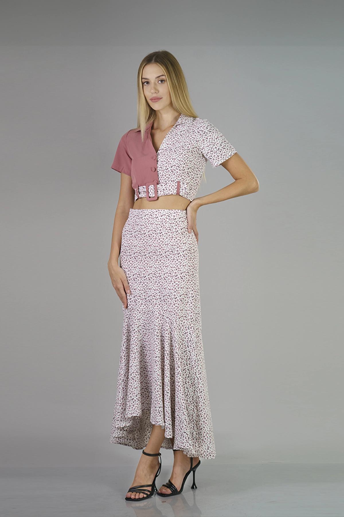 two-tone-pink-and-floral-top-with-high-waist-maxi-skirt