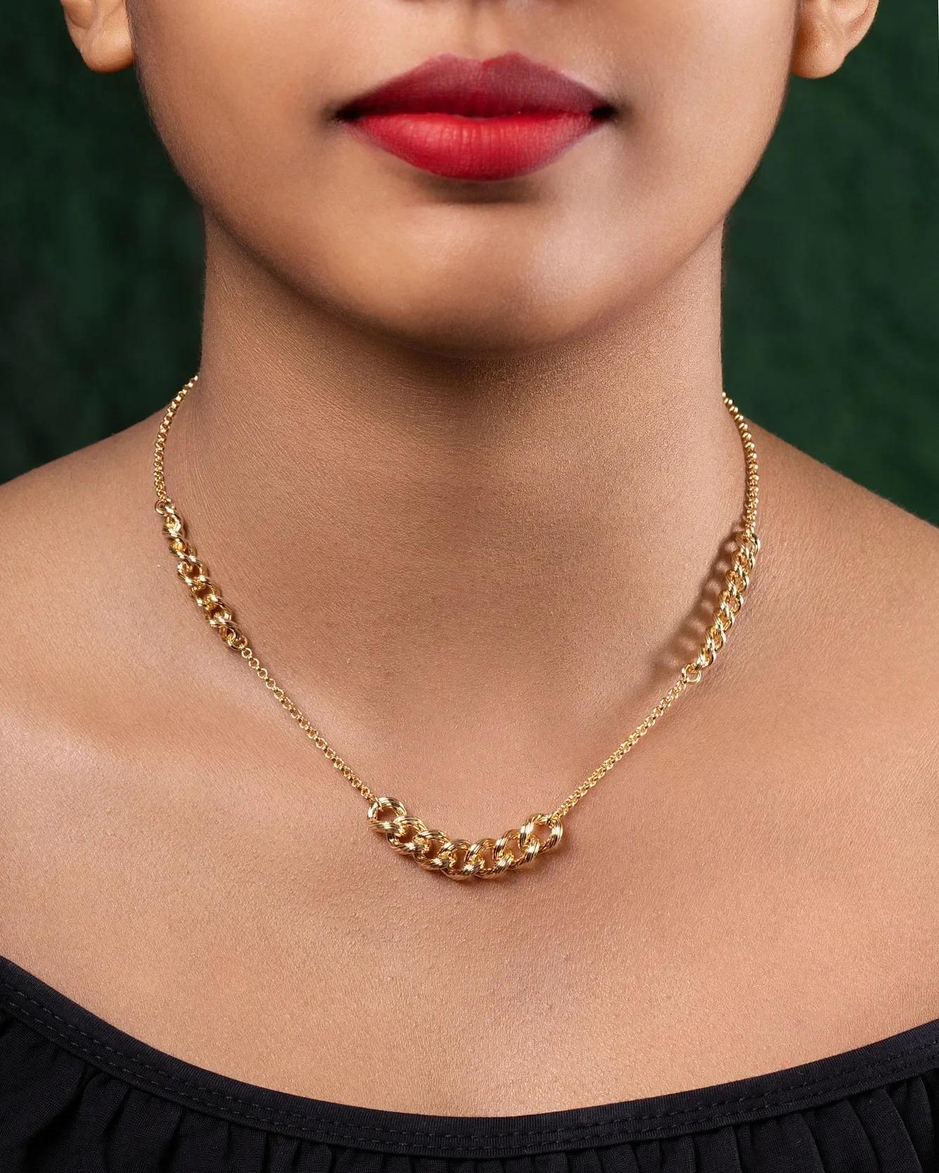 radiant-textured-chain-necklace