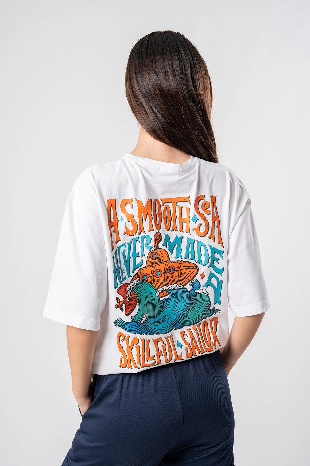 women-printed-crew-neck-oversize-fit-tshirt