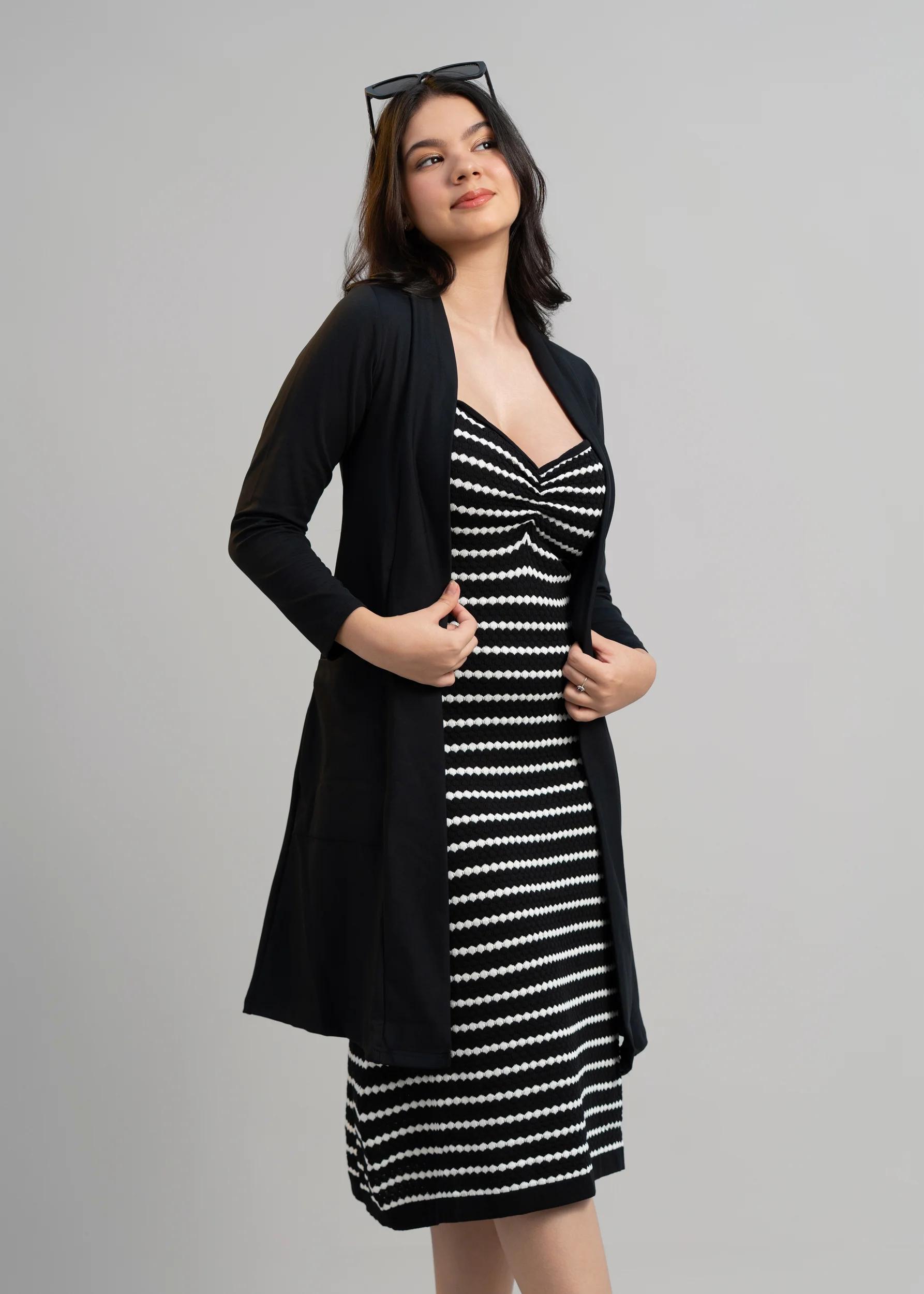 infinite-black-longline