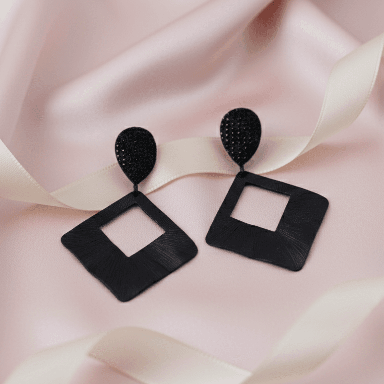 the-obsidian-angle-earrings