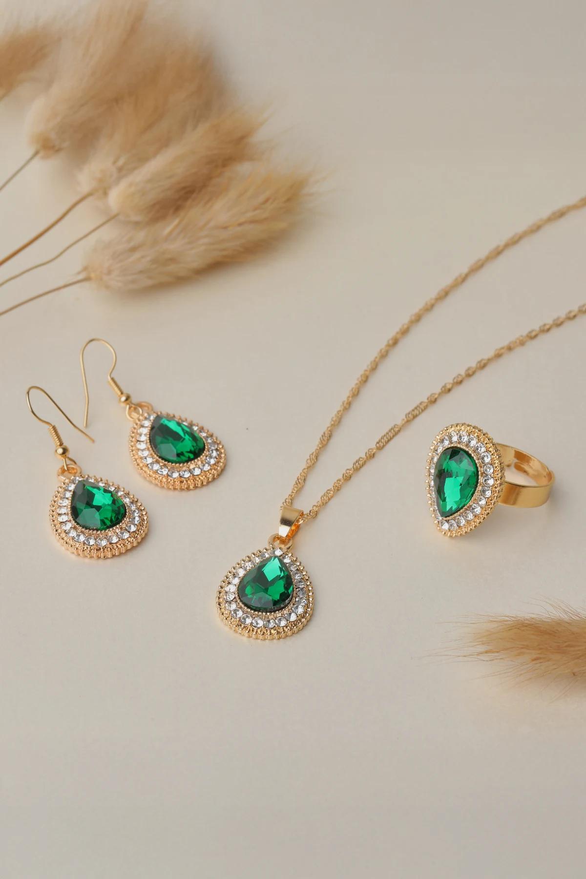 kandy-gold-plated-emerald-waterdrop-necklace-earrings-set