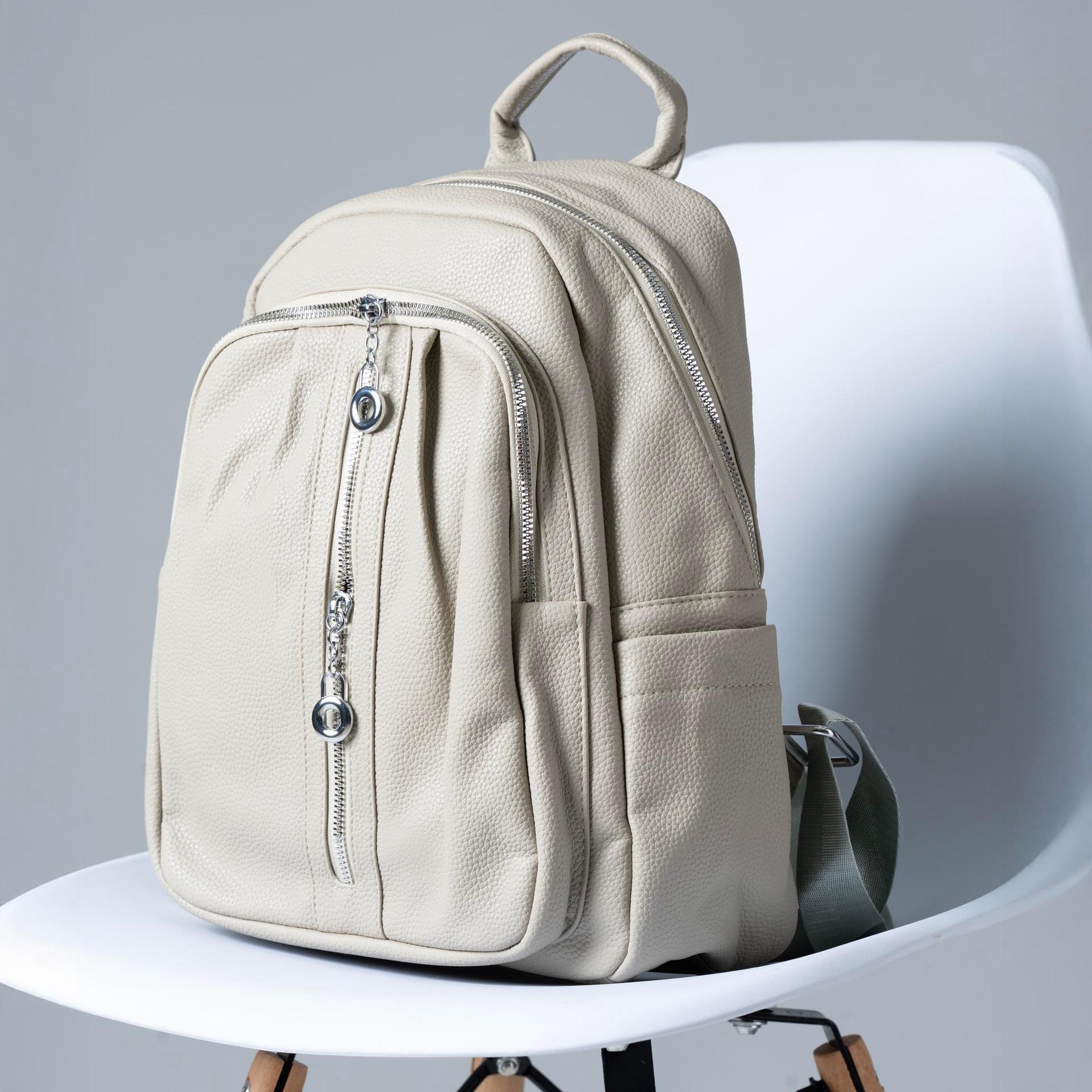 essential-everyday-ladies-backpack