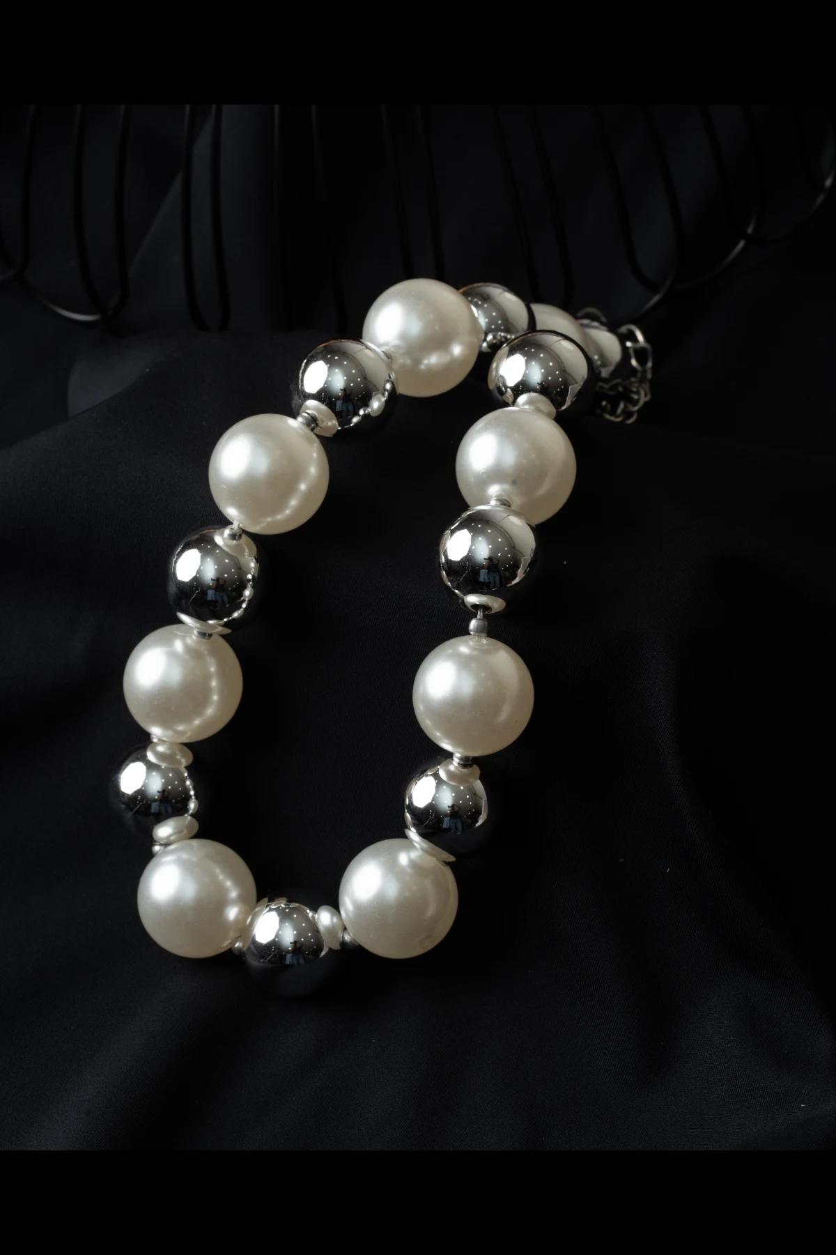 white-pearl-and-silver-necklace