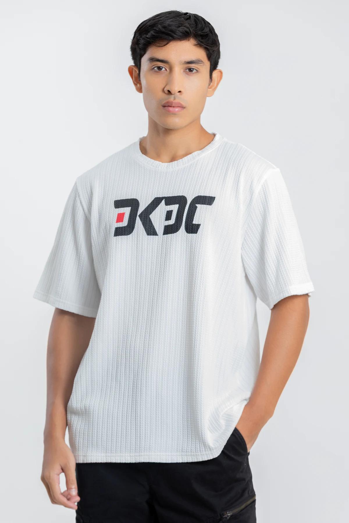 dkdc-basic-embossed-printed-oversize-mens-tshirt