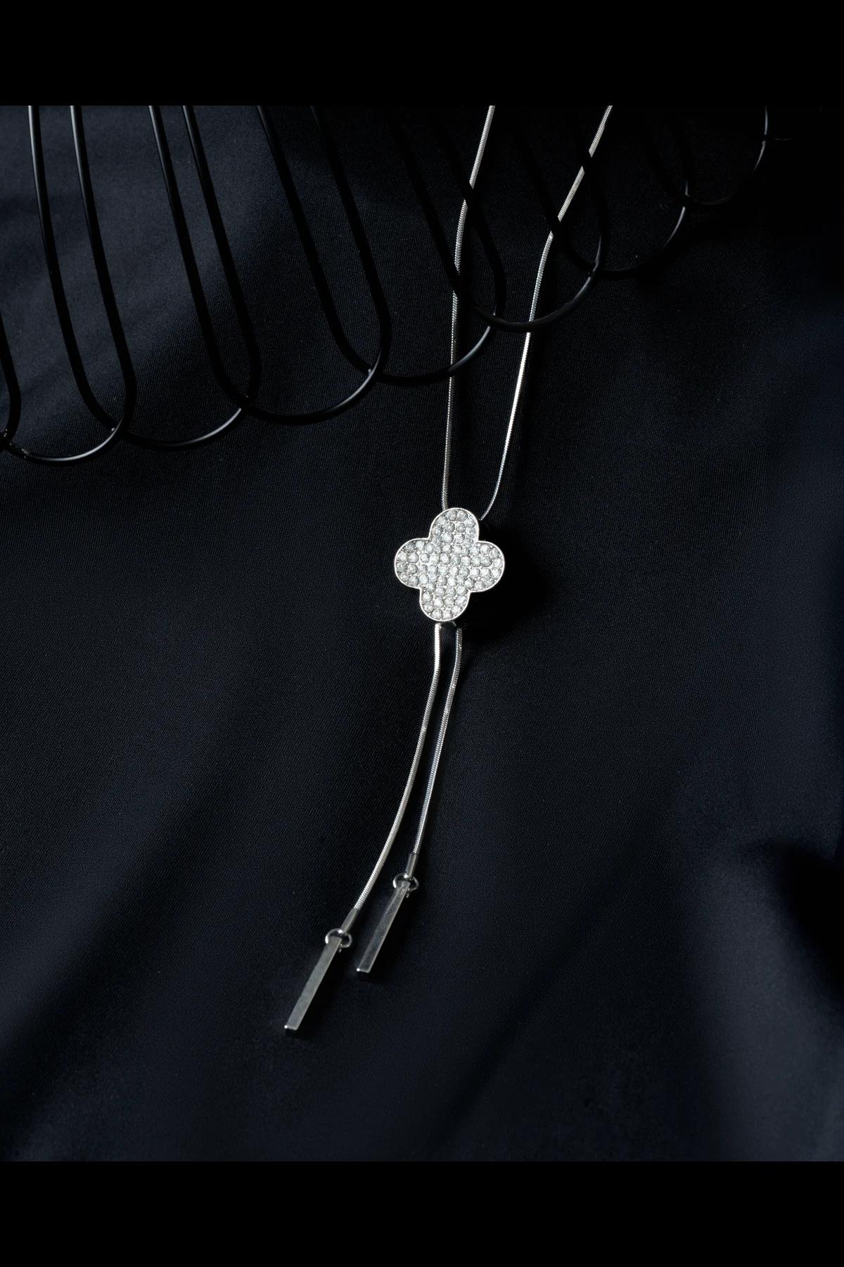 silver-rhinestone-fourleaf-clover-yshaped-lariat-necklace