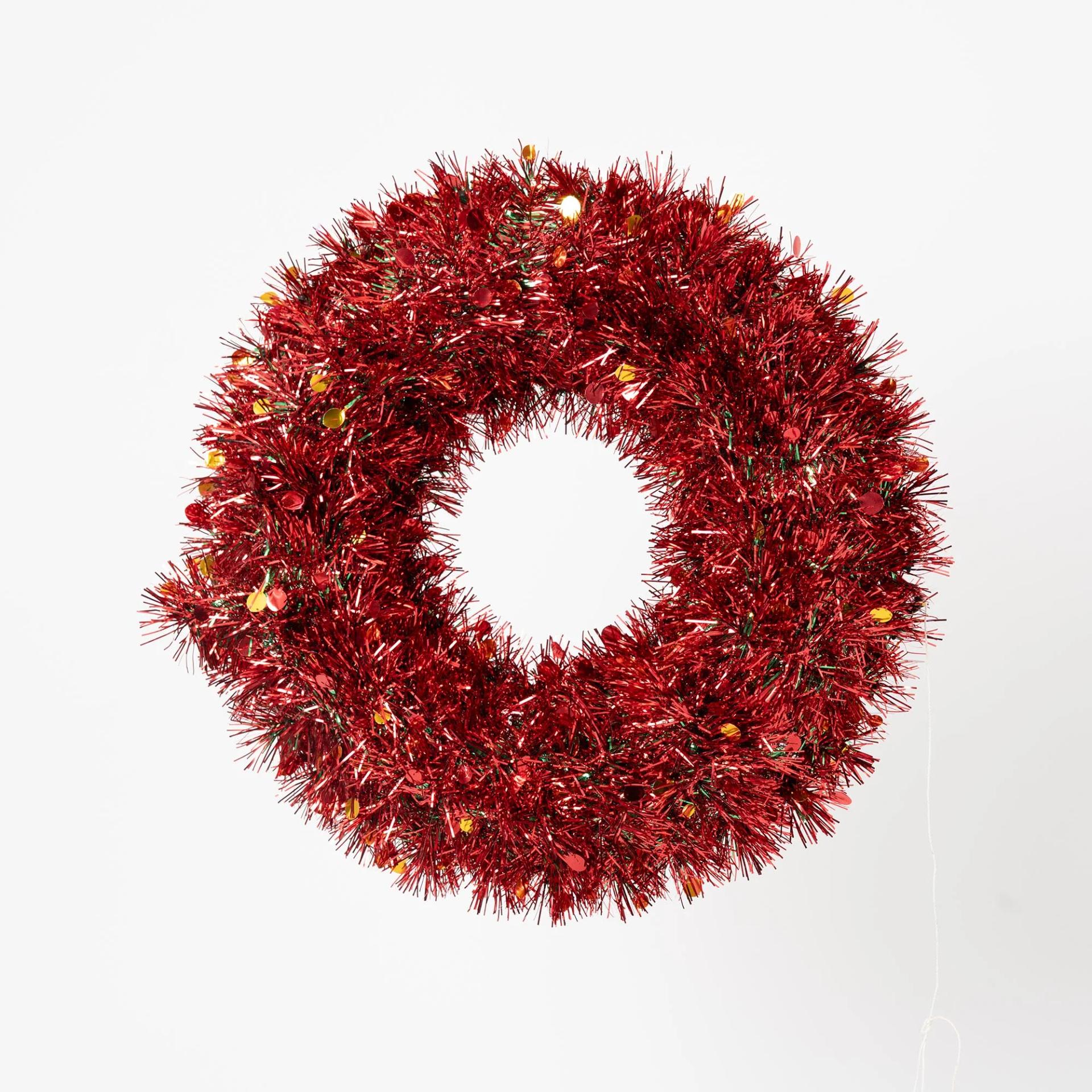christmas-wreath-decoration-red