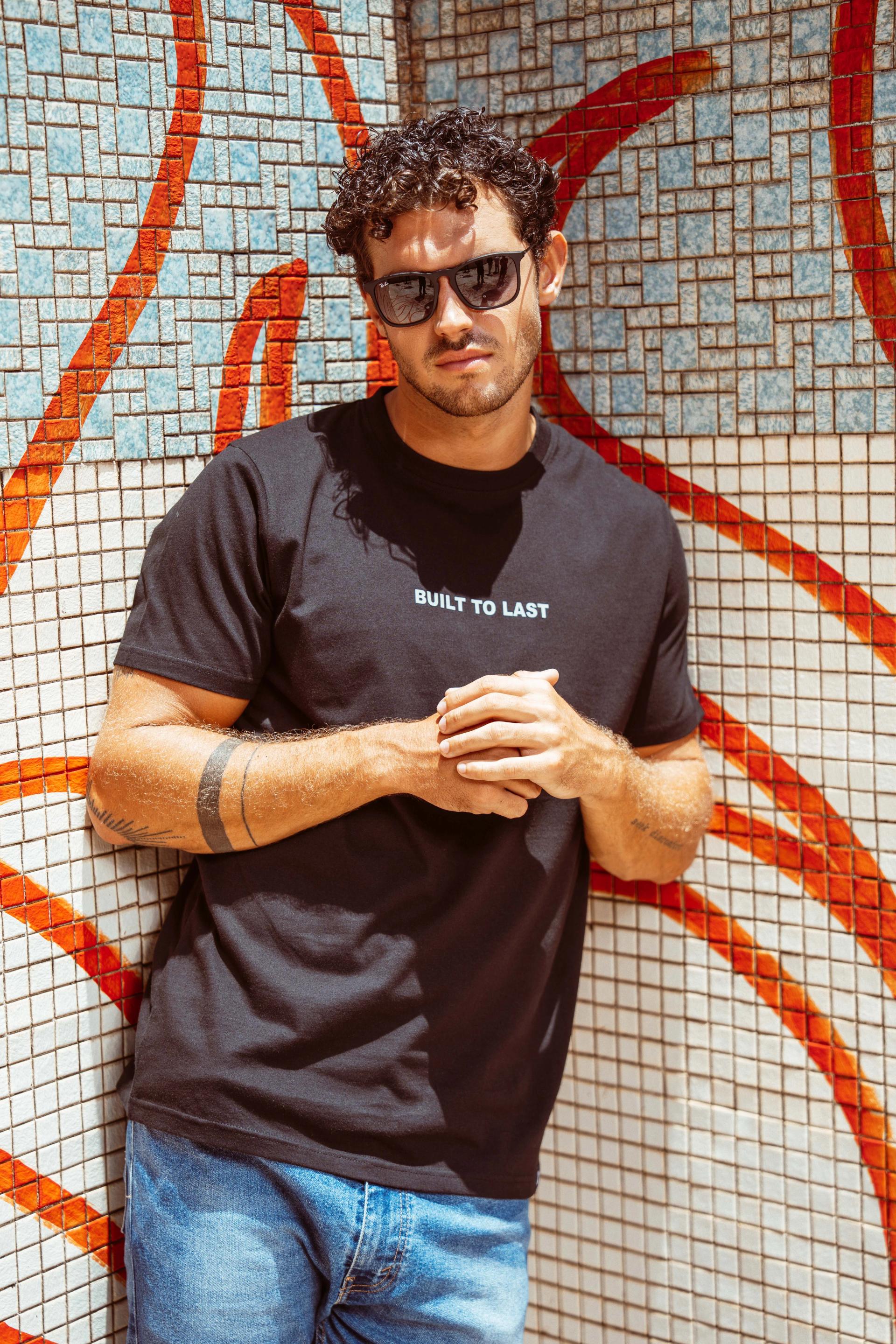 mens-built-to-last-text-print-plain-tshirt