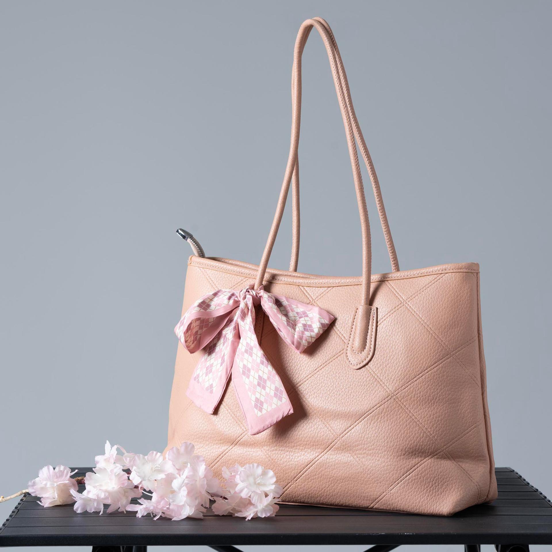 petal-pink-carryall-ladies-handbag