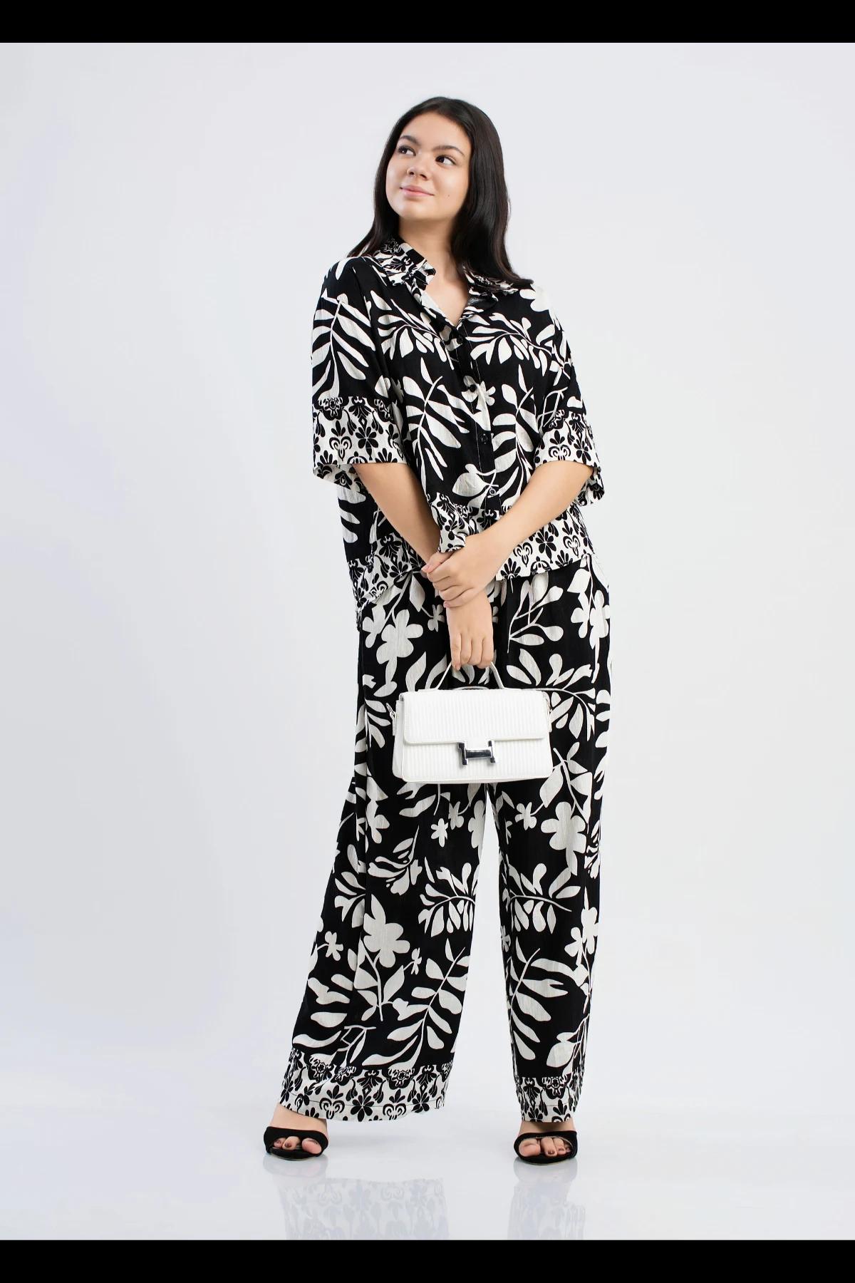 black-and-white-botanical-print-palazzo-pants
