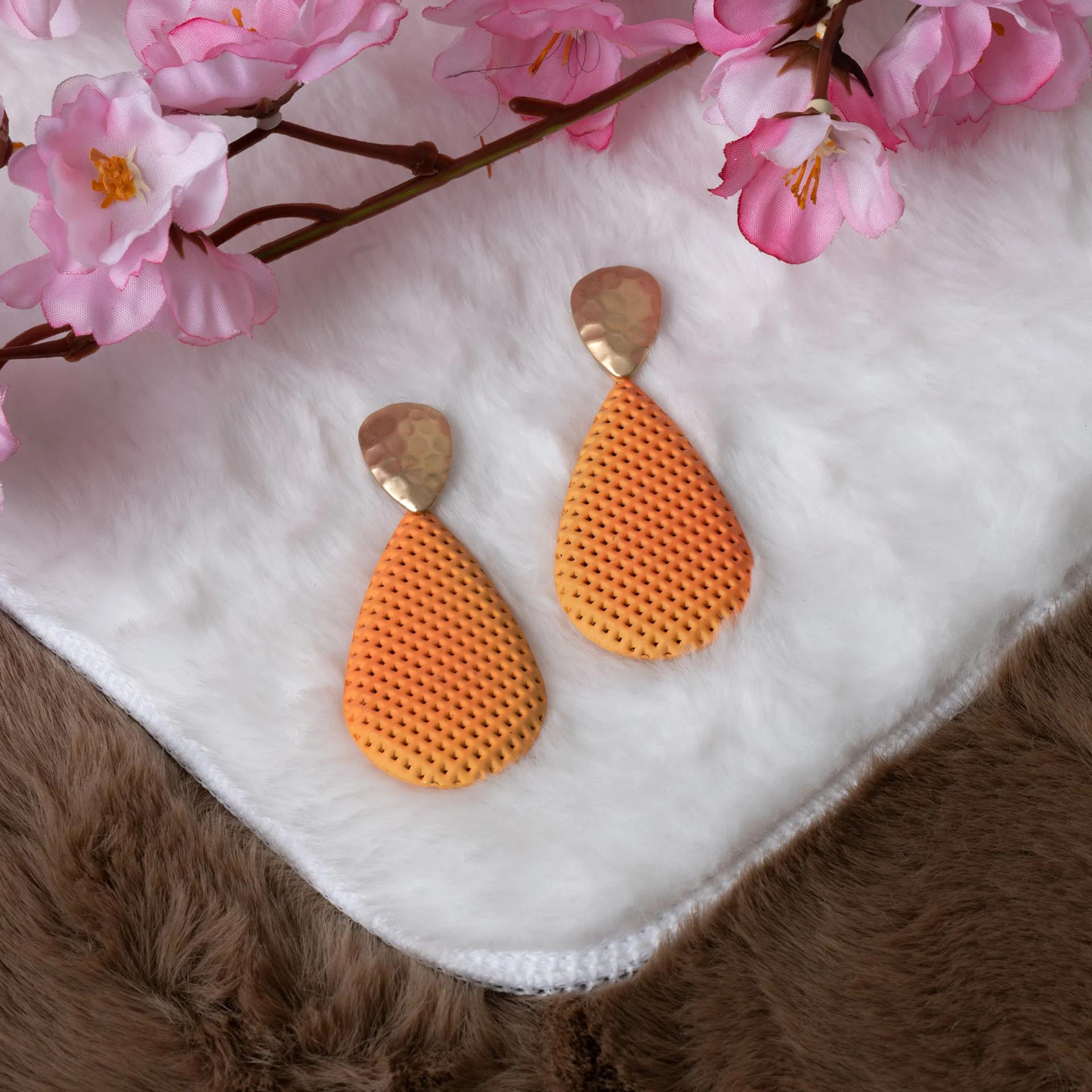 gold-and-orange-drop-earrings