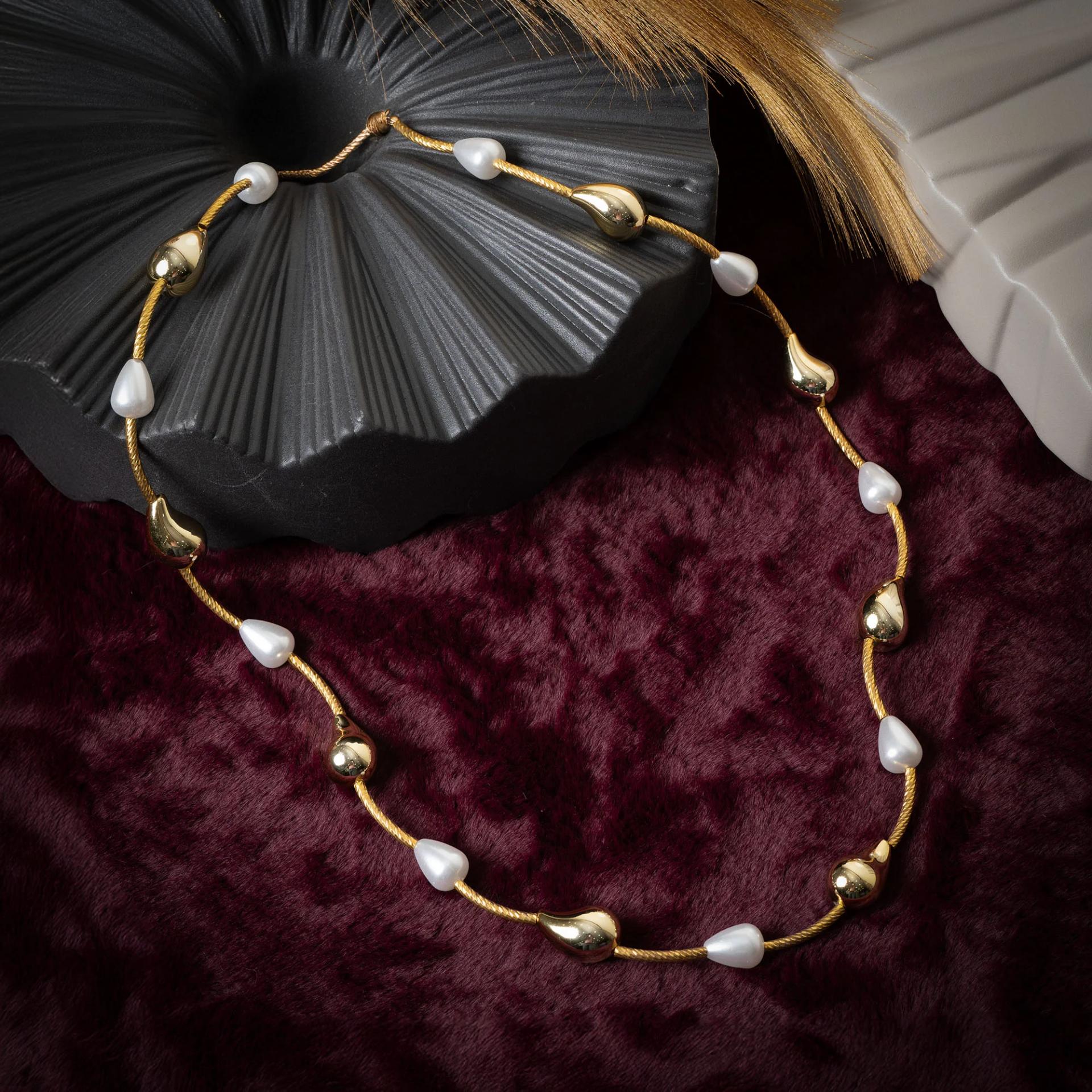 gold-tone-teardrop-pearl-metal-bead-station-necklace