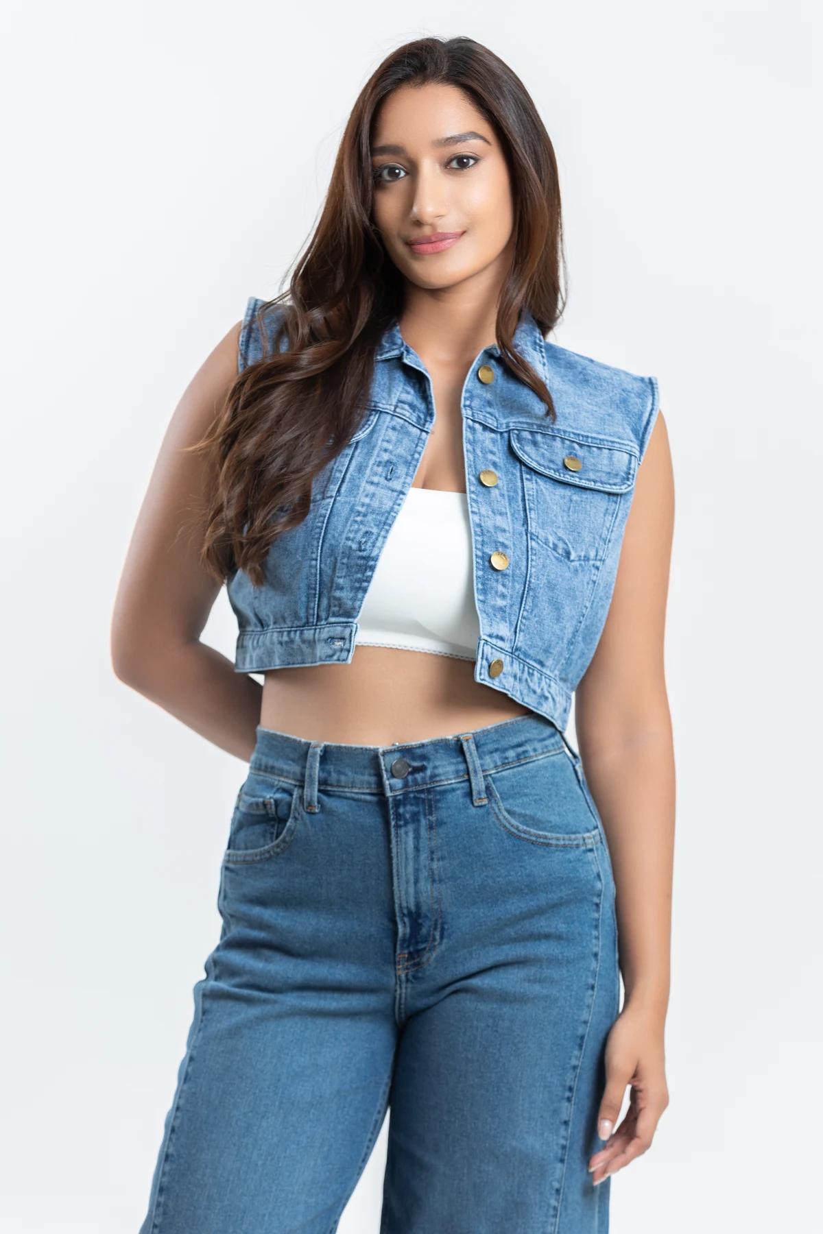 womens-cropped-sleeveless-denim-vest-with-button-closure