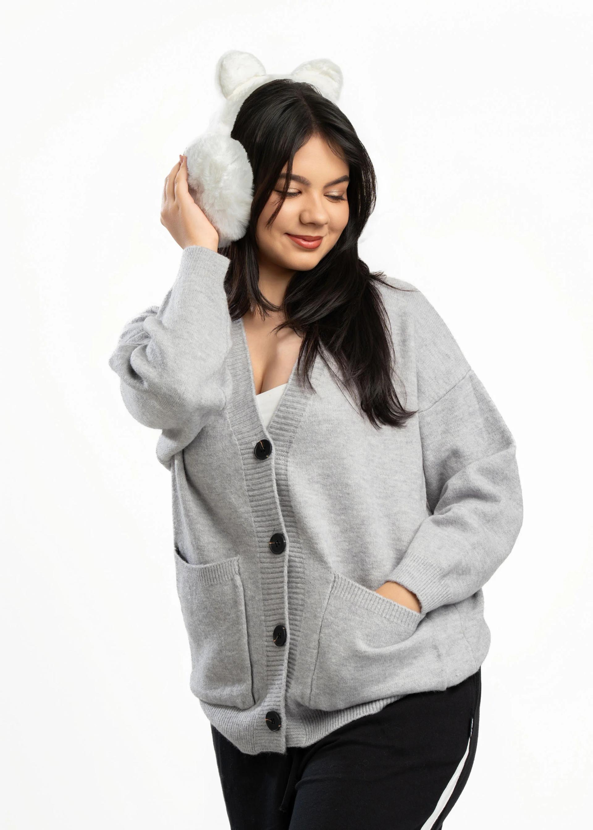 womens-grey-knit-cardigan