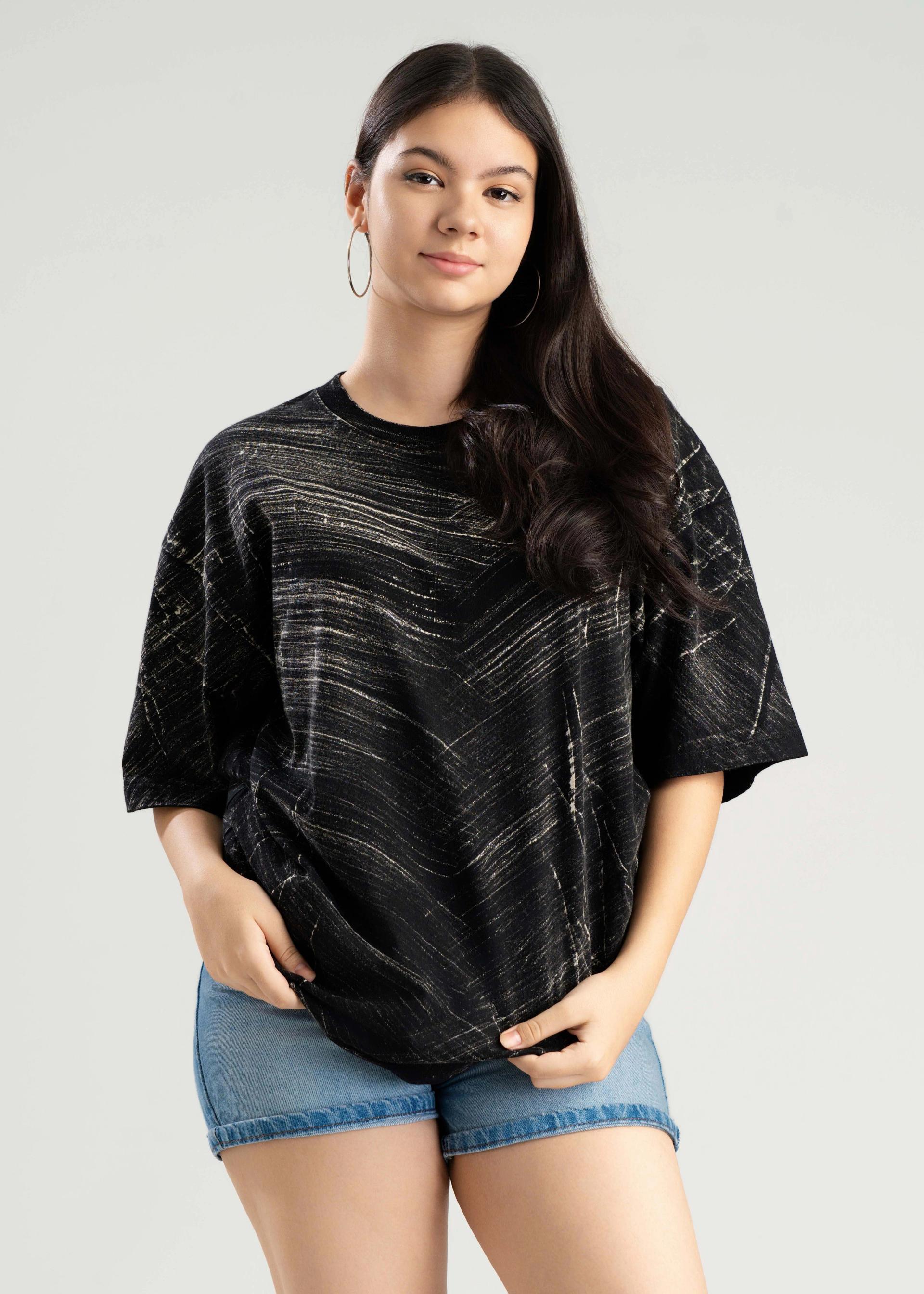womens-oversized-abstract-print-black-tshirt