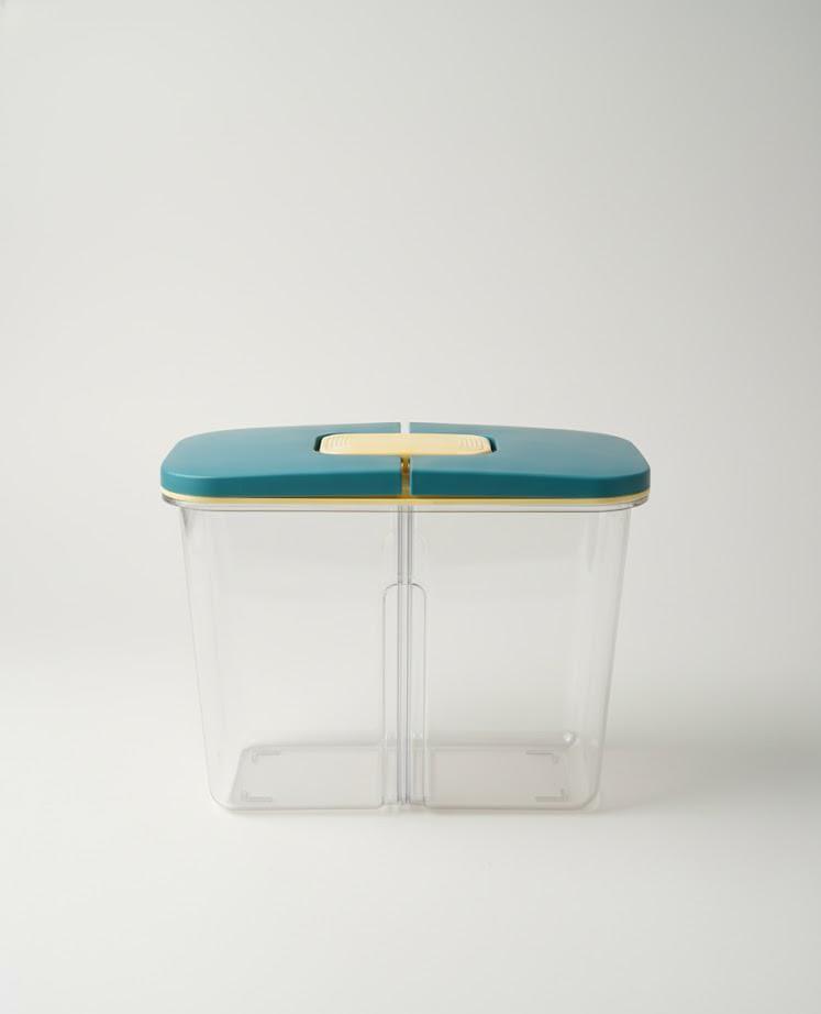 two-compartment-plastic-storage-container