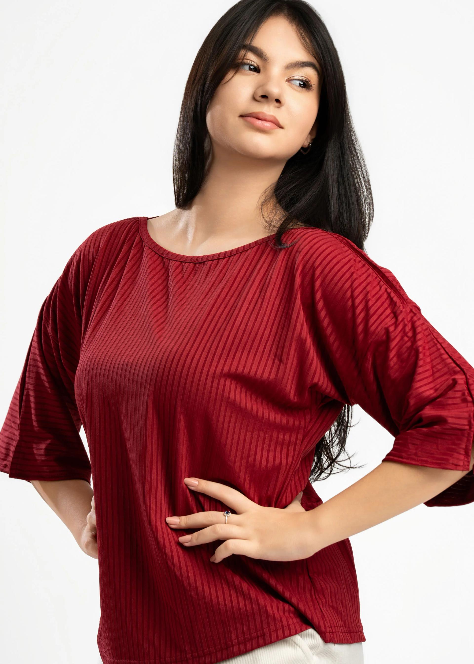 red-ribbed-round-neck-tee