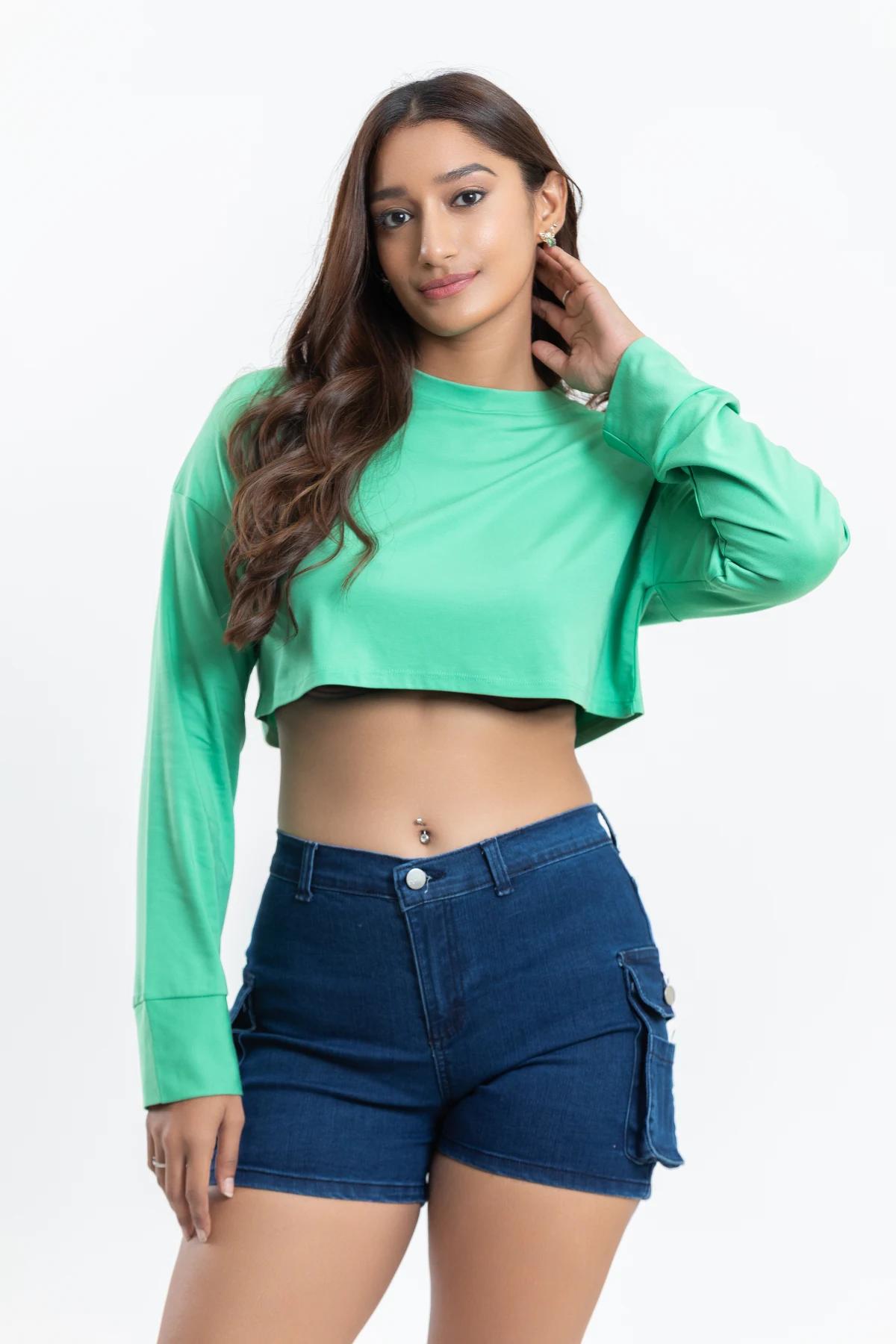 kandy-trendyol-slim-fit-basic-crop-top