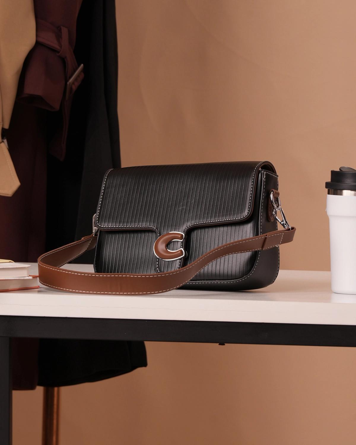 ribbed-flap-shoulder-bag