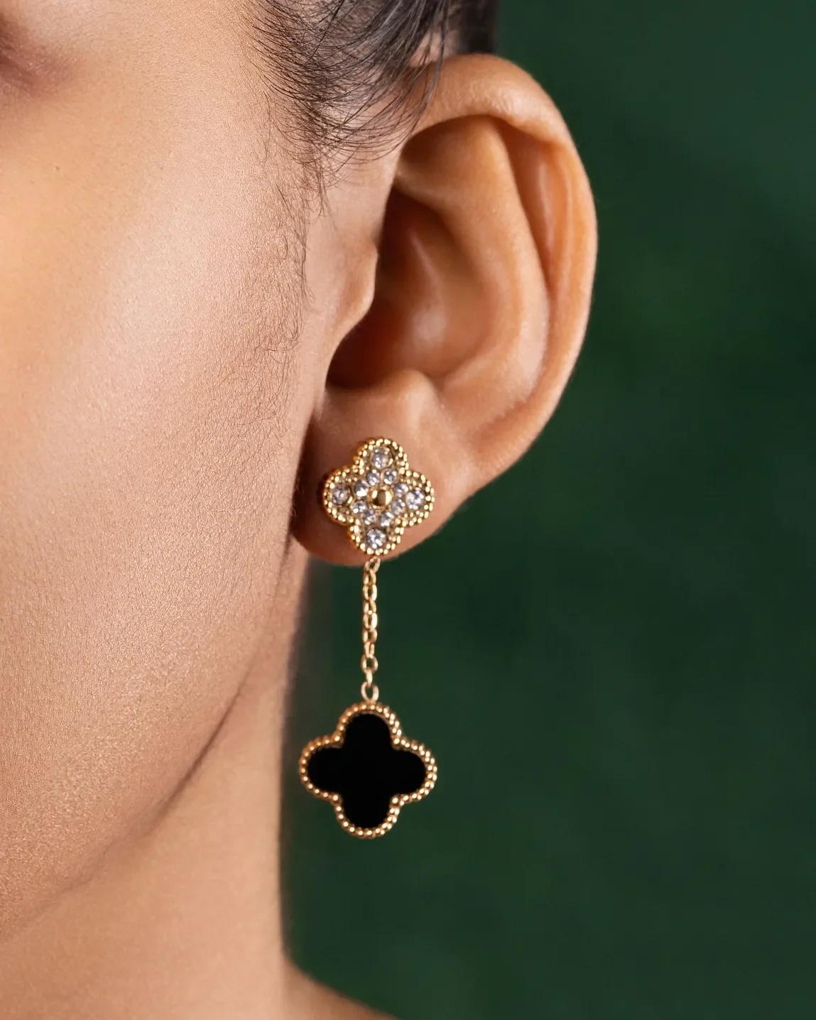 the-crystal-and-onyx-clover-drop-earrings