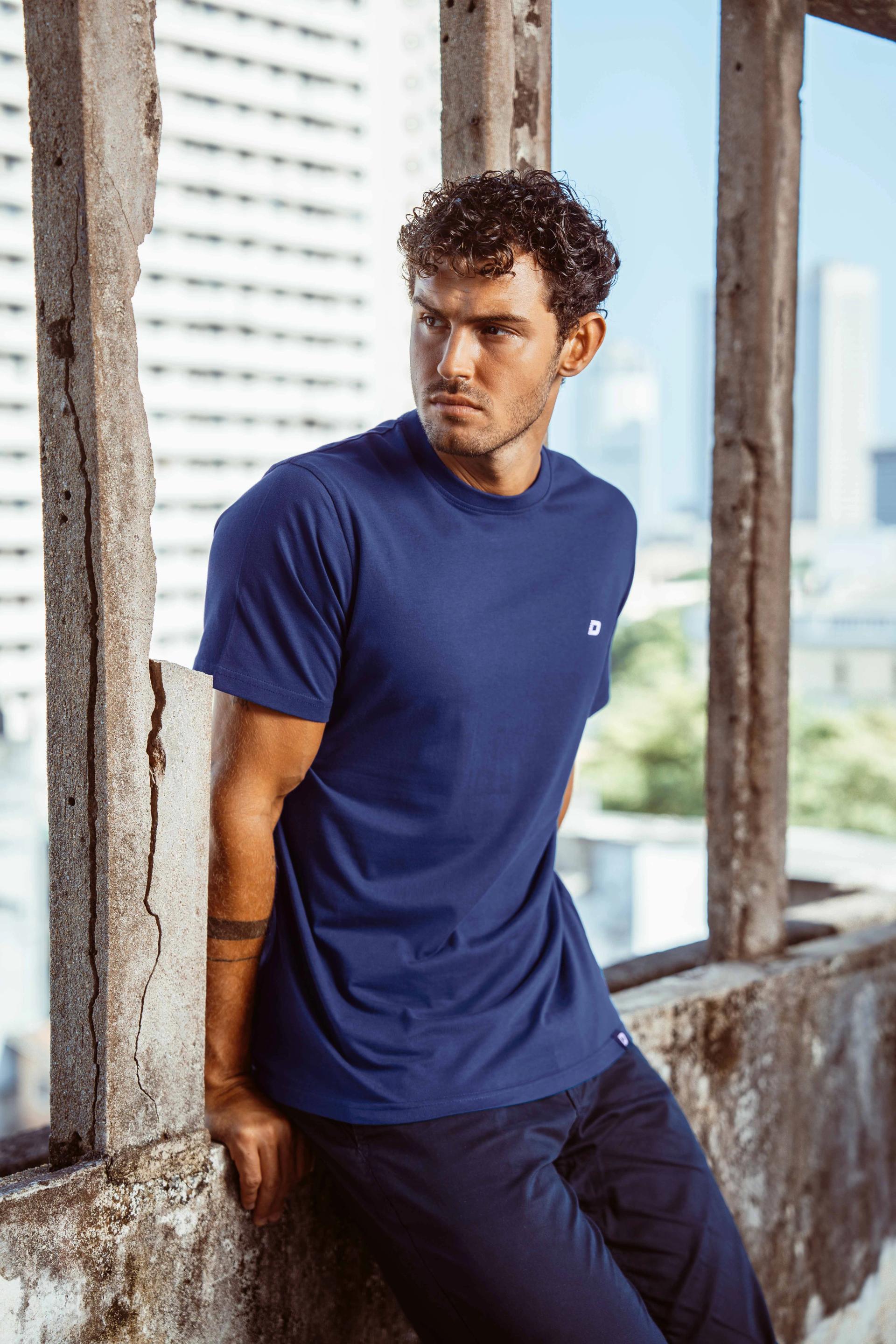 debonair-color-plain-tshirt