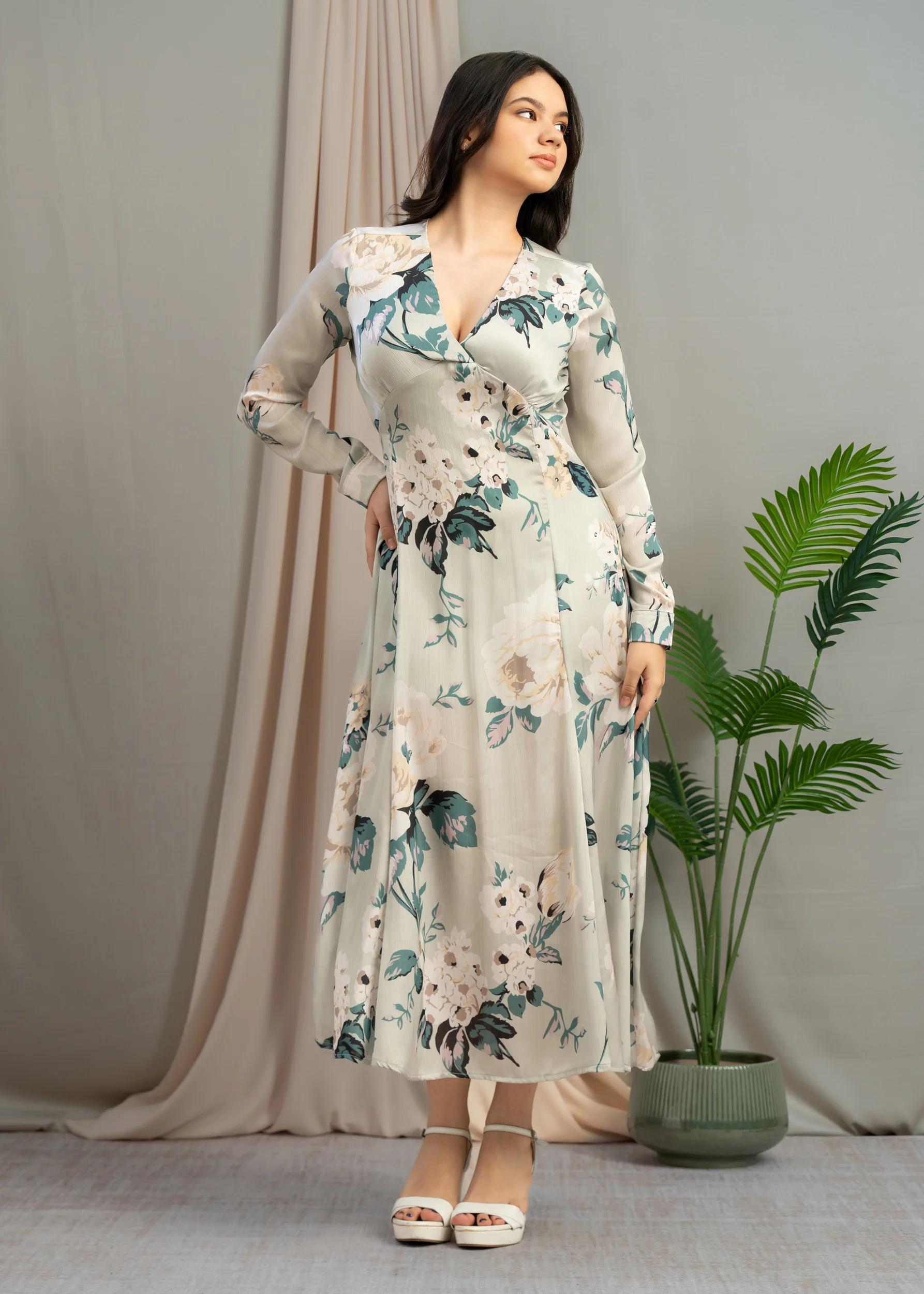 the-laurel-leaf-cinched-dress