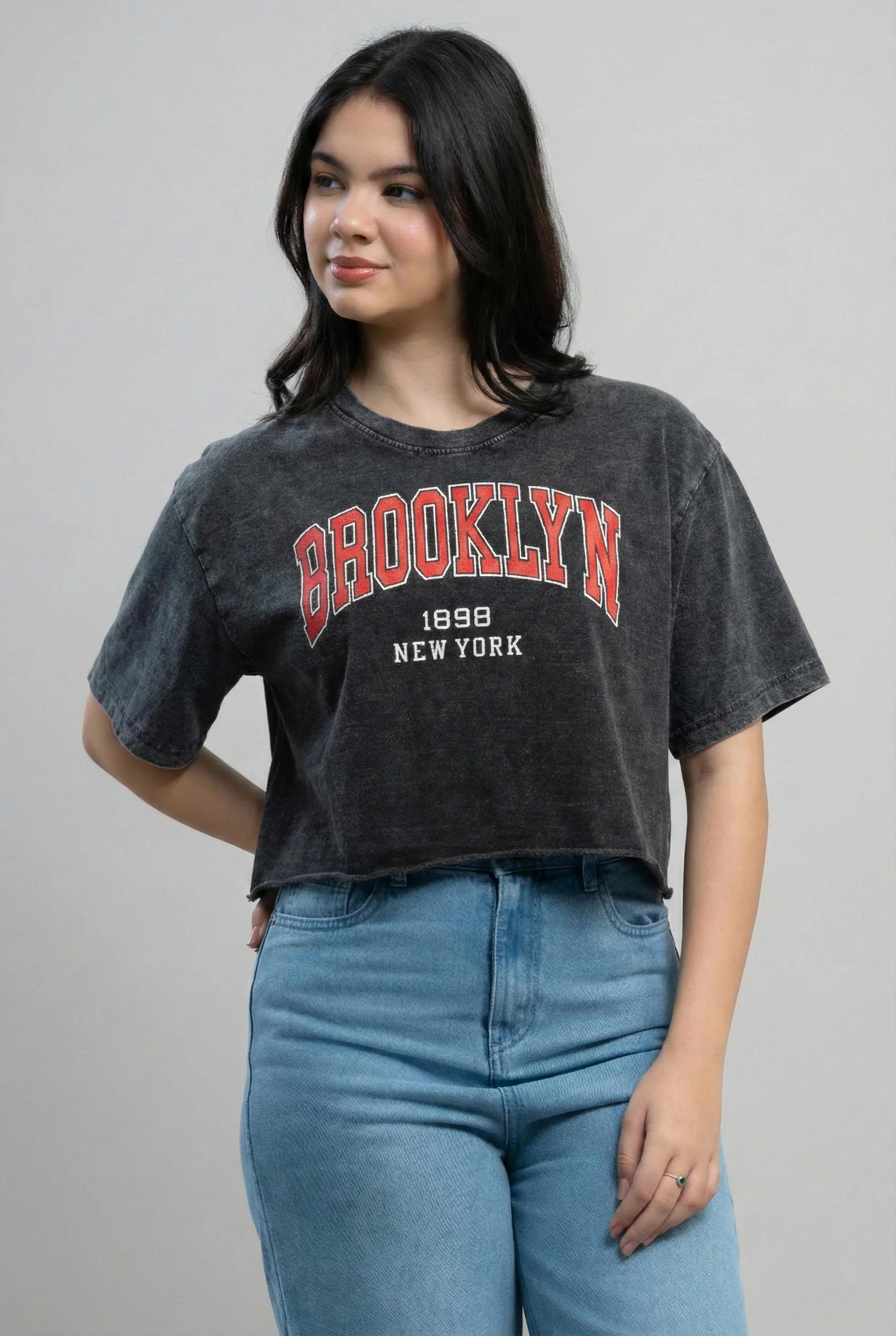 retro-chase-graphic-tee