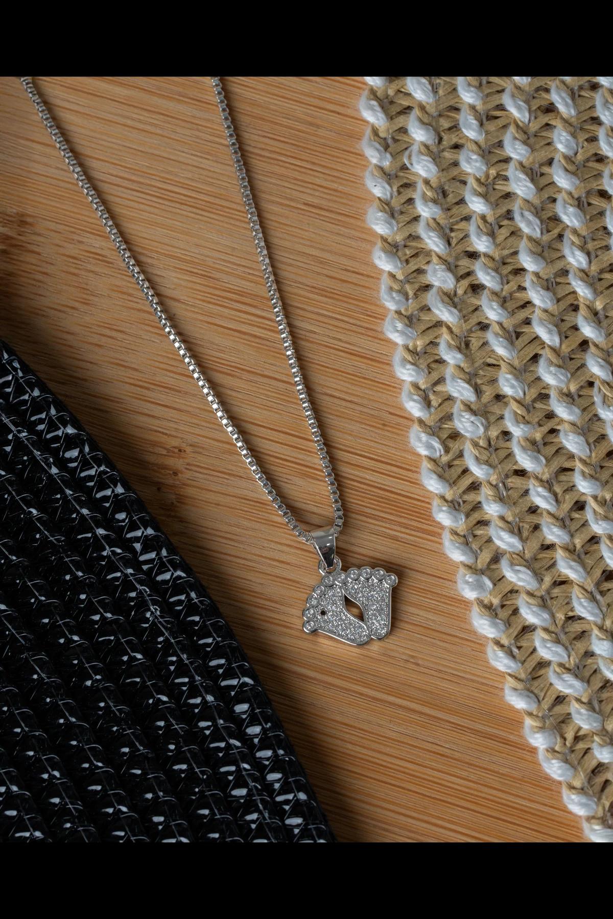 my-little-ones-journey-necklace